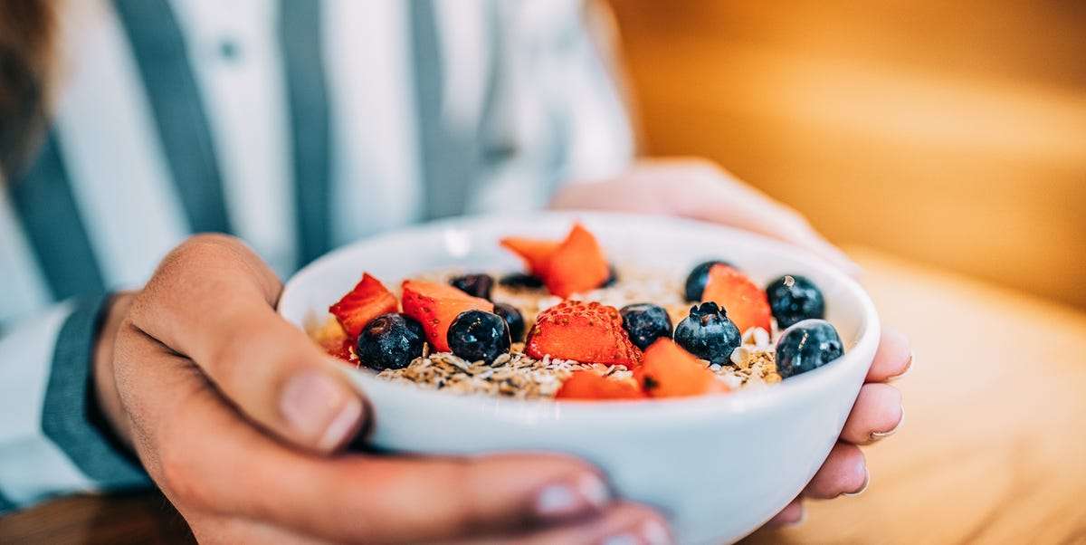 36 Cheap + Easy Healthy Breakfast Ideas