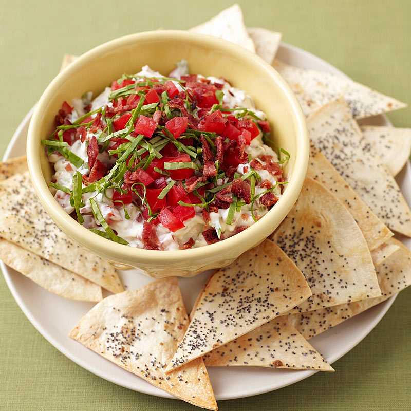 BLT dip with poppy seed tortilla chips