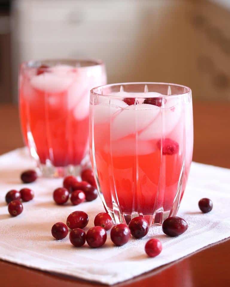 Cranberry Vodka Spritzer