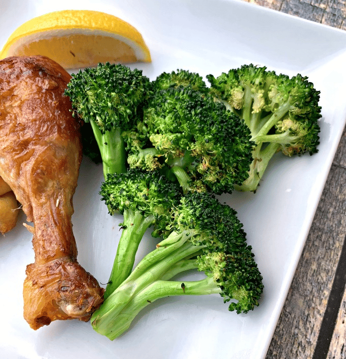 Easy Air Fryer Roasted Broccoli is a quick vegetarian, vegan, and ...