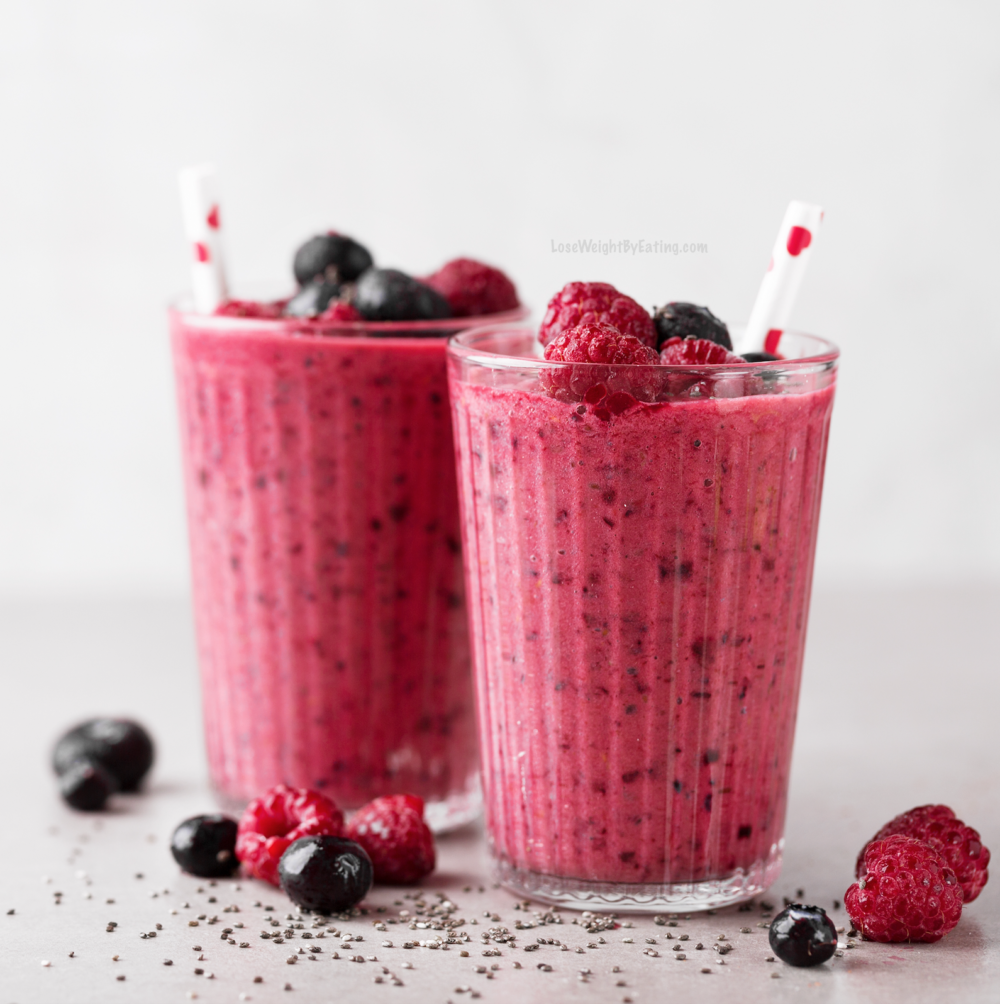 Easy Frozen Fruit Smoothie Recipe (ONLY 94 CALORIES)