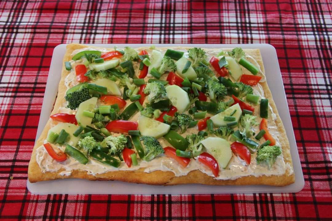 Fresh and Easy Veggie Pizza Recipe