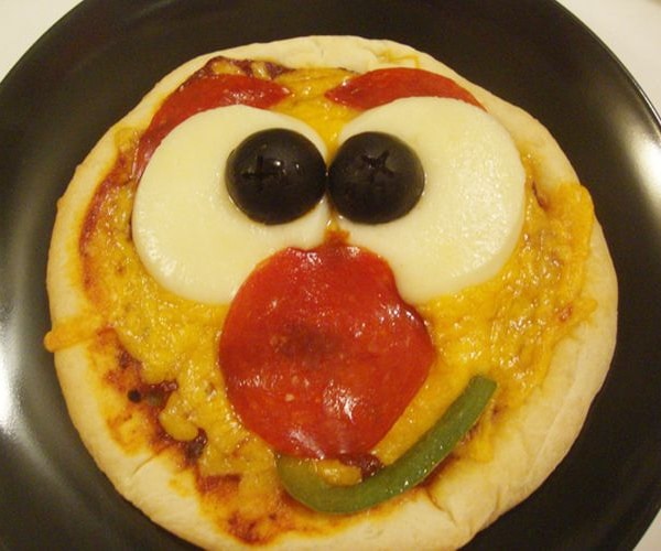 Homemade Smiley Face Pizza Recipe For Children To Make At Home