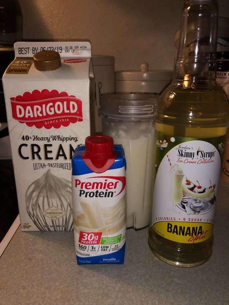 Keto dessert shake: Premiere Protein, 1/4 cup of heavy whipping cream ...