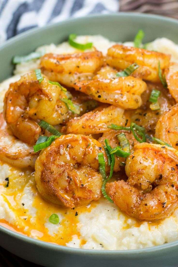 Keto Shrimp and Grits (under 5 net carbs)