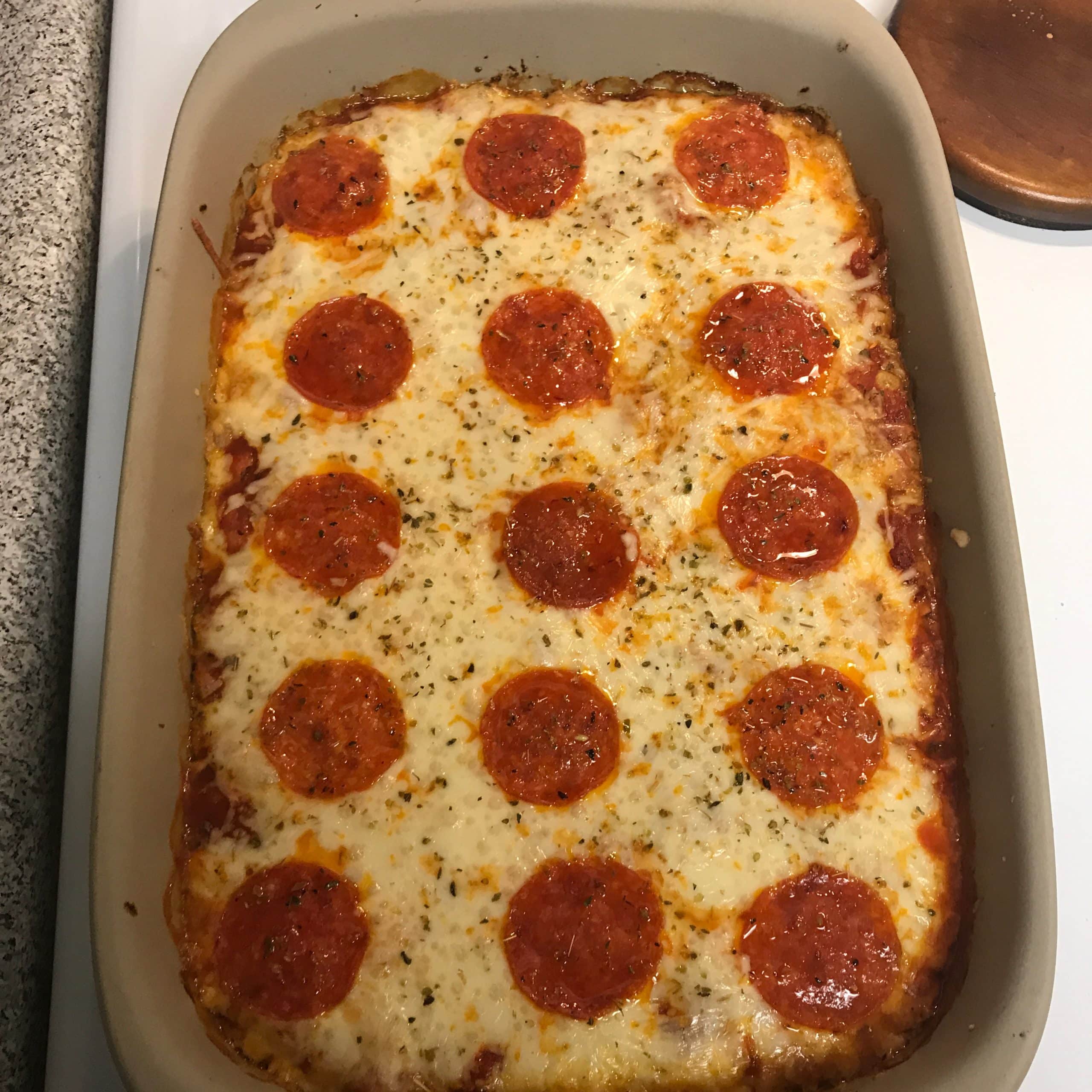 Macaroni and Cheese Pizza Bake Recipe