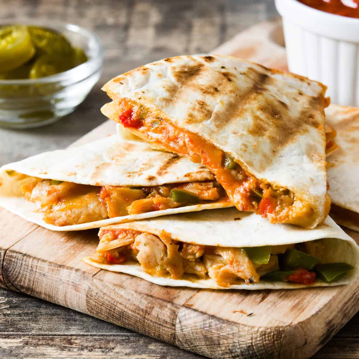 Taco Bell Quesadilla &  Sauce Recipe (CopyCat) » Recipefairy
