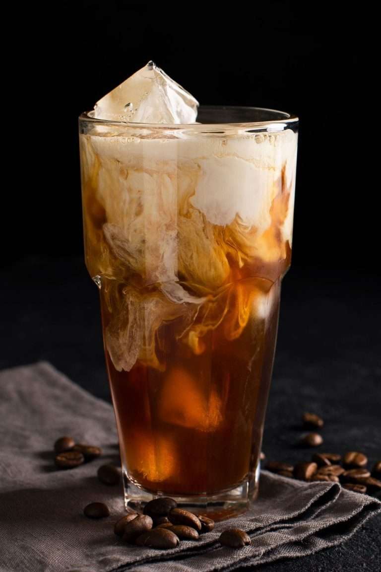 Vanilla Sweet Cream Cold Brew {Starbucks Copycat Recipe}