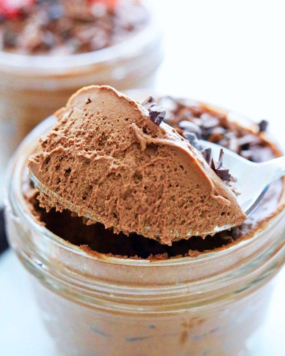 Vegan Chocolate Mousse Only 2 Ingredients Pinch Me Good in 2020 ...